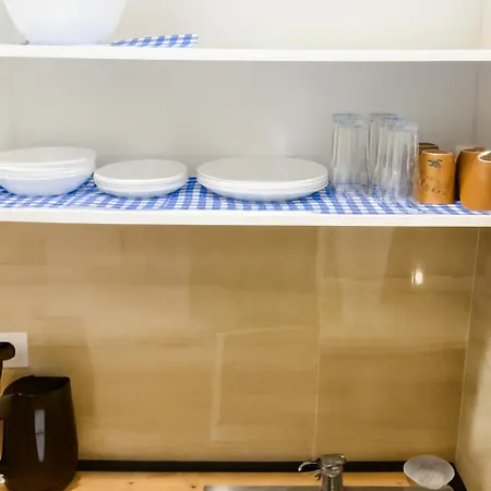 招待所 In Free Parking Area 斯科普里