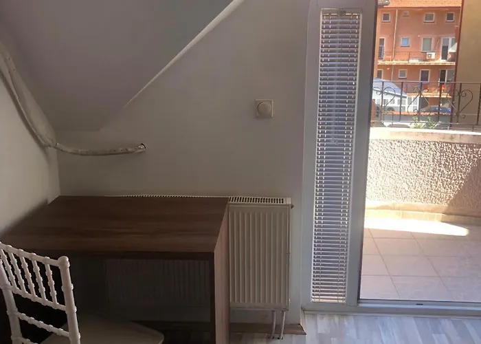 In Free Parking Area Гостевой дом *