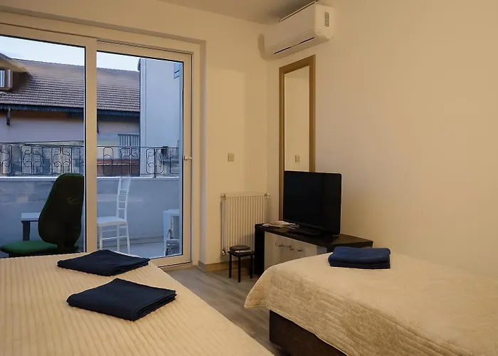 Гостевой дом In Free Parking Area Скопье