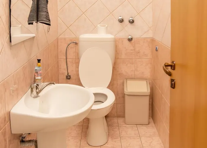 In Free Parking Area Гостевой дом *