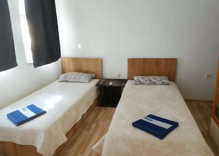 In Free Parking Area Гостевой дом